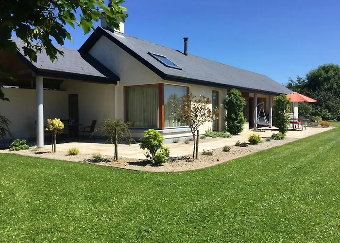 Ballycorrigan Luxury House For Up To 12 Guests * Ballina (Tipperary)